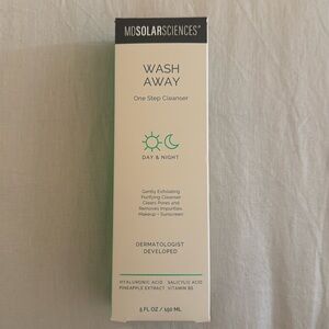 MD Solar Sciences Wash Away One Step Cleanser -
New/Unopened